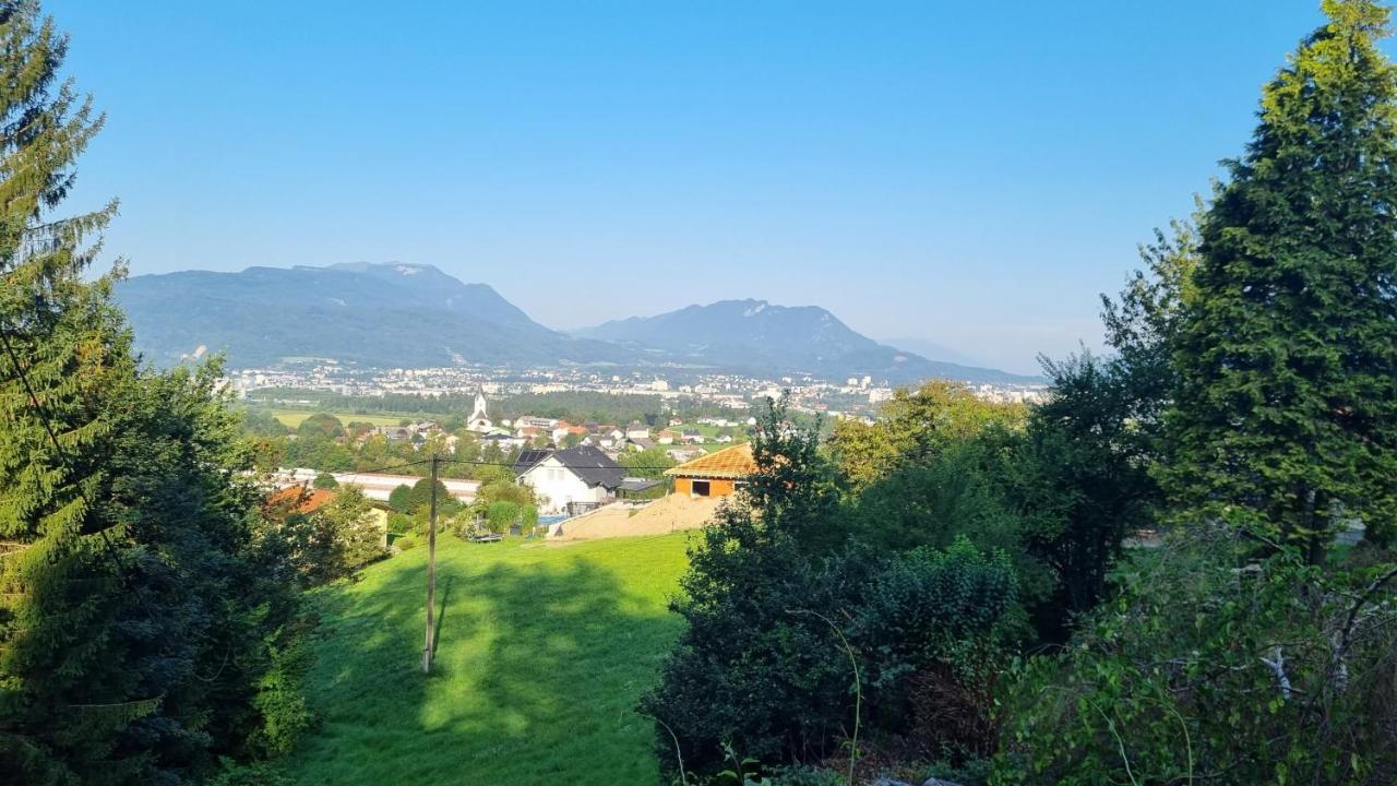 Fridas Place - Der Blick Ueber Ganz Villach - 160 M2 Ferienoase - Ganzes Haus Bis Zu 8 Personen Экстерьер фото
