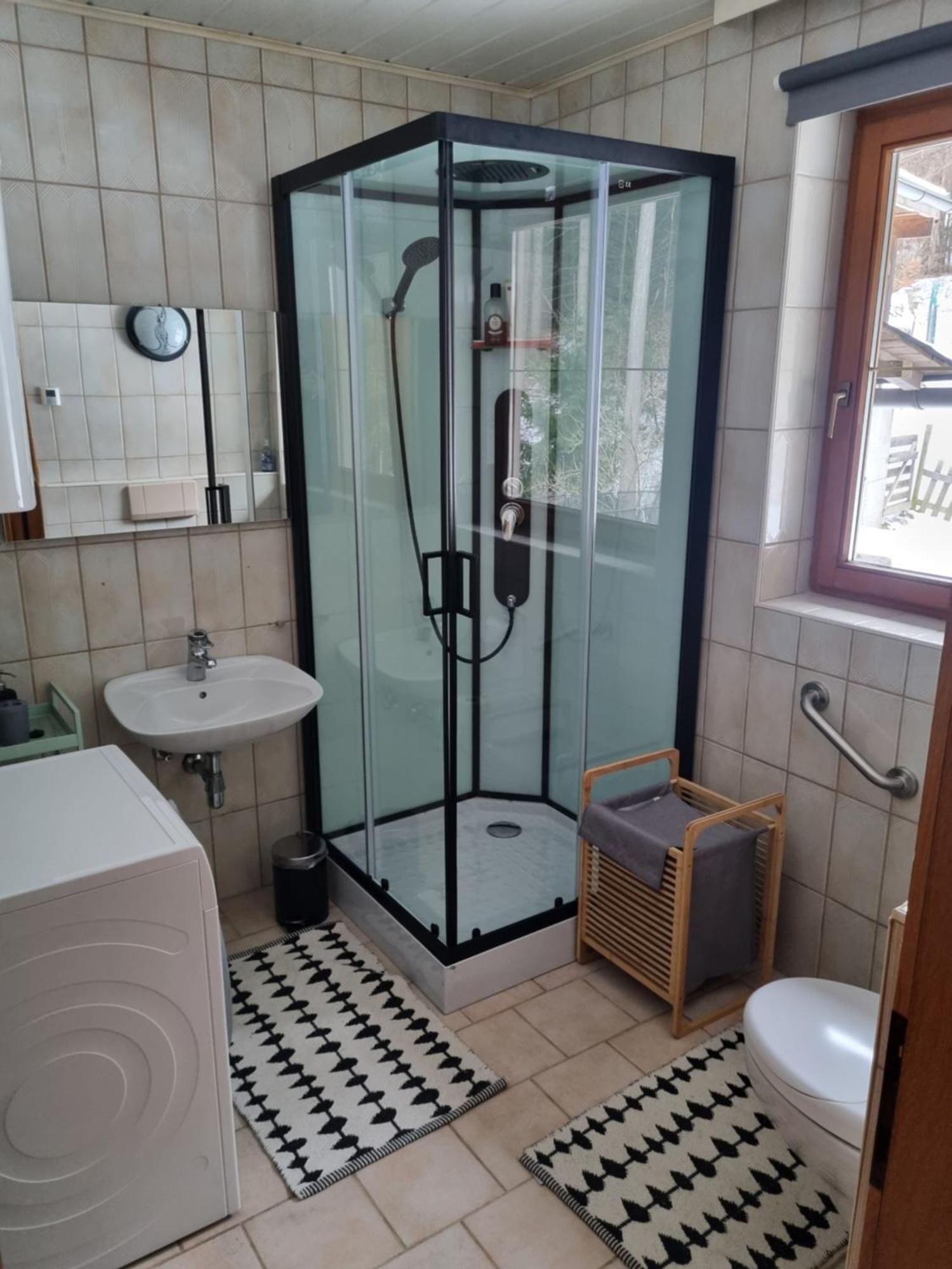 Fridas Place - Der Blick Ueber Ganz Villach - 160 M2 Ferienoase - Ganzes Haus Bis Zu 8 Personen Экстерьер фото